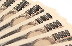 外貨購入に必要な日本円をお持ちの上ご来店ください